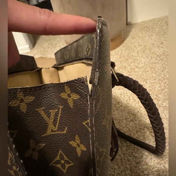 Louis Vuitton- Vintage Boho Bags - Picture 12 of 15